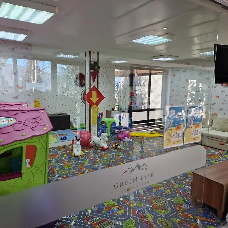 Life, Bansko, Private C-17 شقة