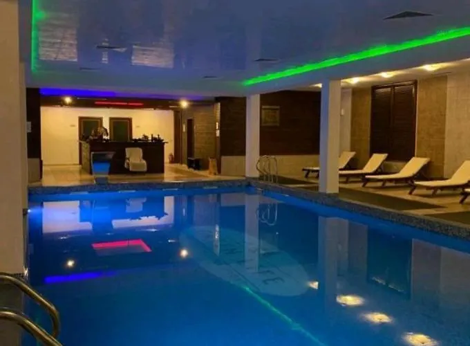 Life, Bansko, Private C-17 Apartment